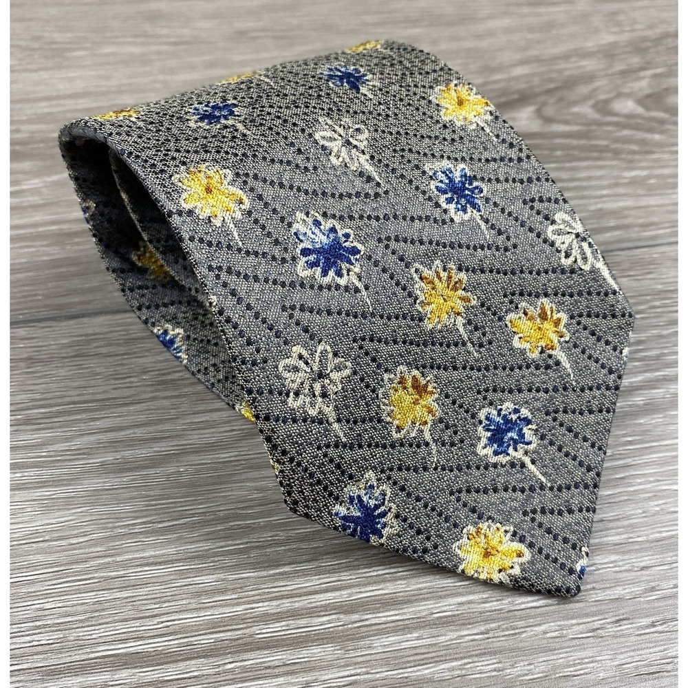 Ermenegildo‎ Zegna Men's 100% Silk Floral Pattern Necktie Grey